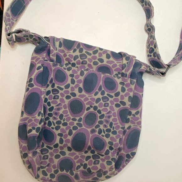 Kavu cross body purse - Picture 5 of 6